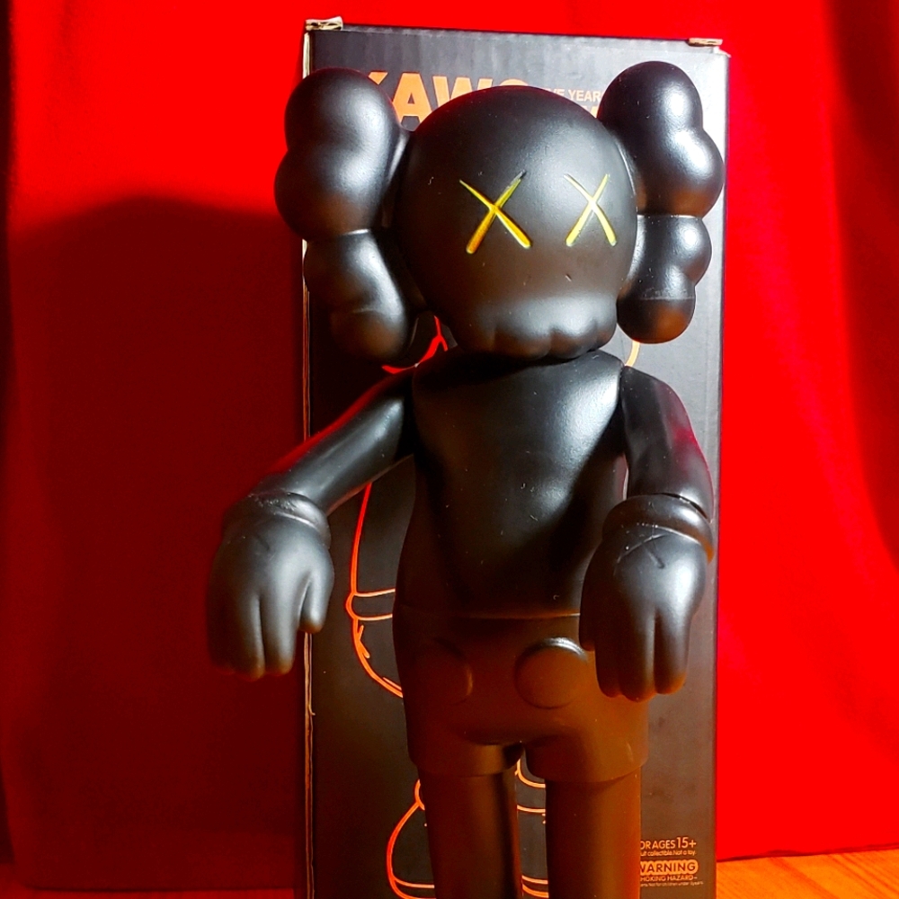 NEW 8" KAWS Companion collectable